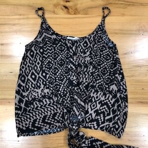 Tank Top // Pattern // Adjustable Straps // Button Up // Elastic Tie Waist